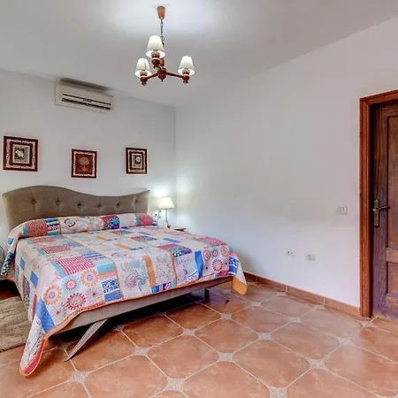 Bonita Casa Arianny By Paramount Holidays * アロナ